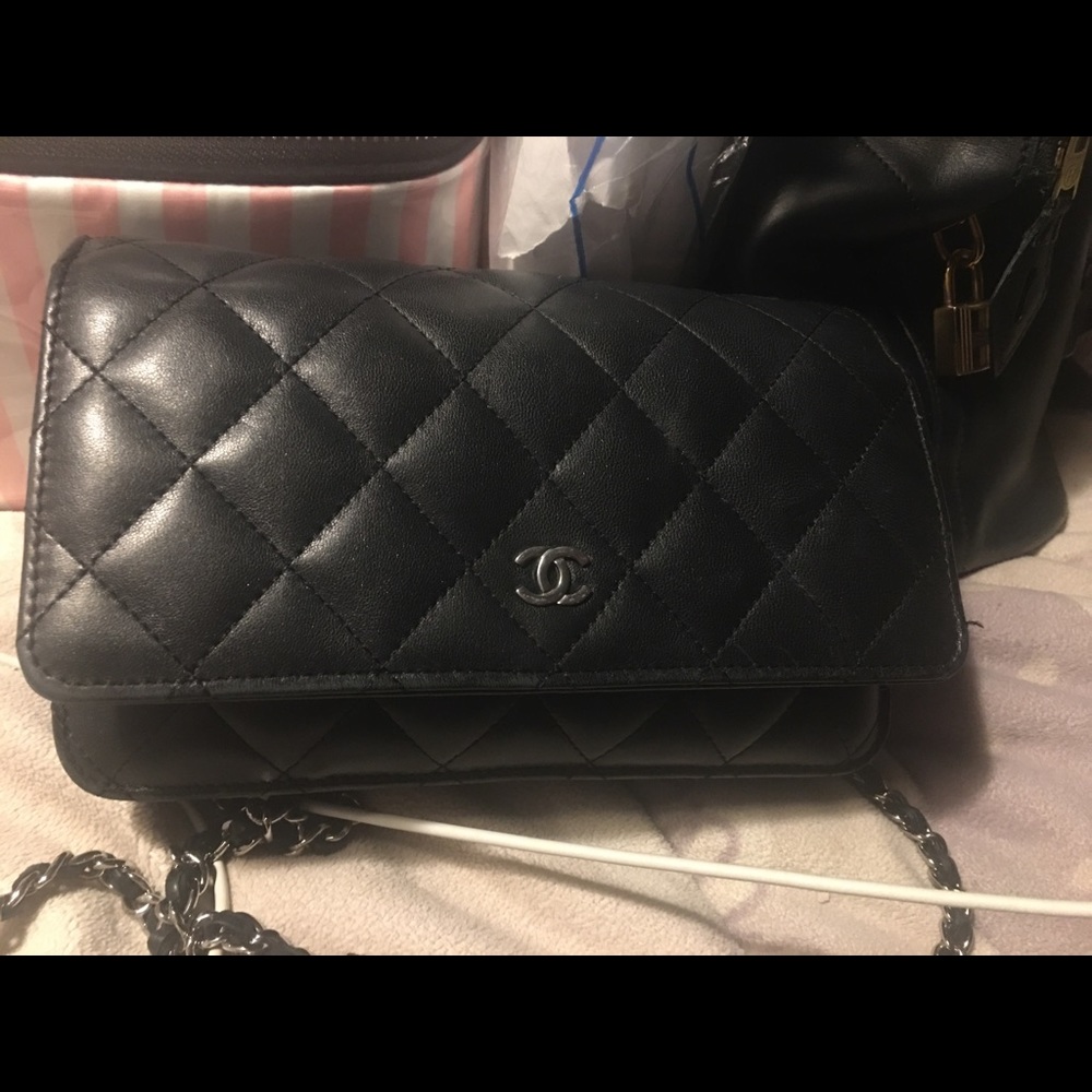 Chanel wallet on chain woc